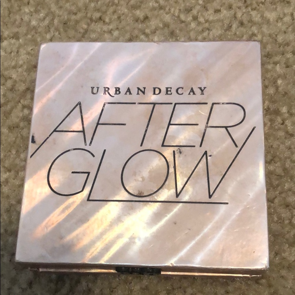 Urban Decay After Glow